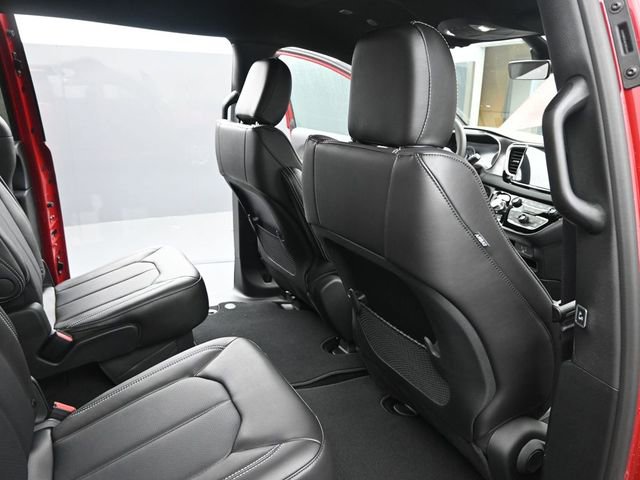 New 2026 Chrysler Voyager LX FWD image 18