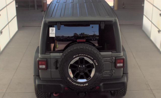 Used 2021 Jeep Wrangler Unlimited Rubicon w/ Dual Top Group AWD/4WD image 10
