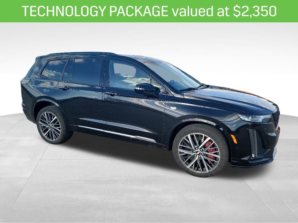Certified 2023 Cadillac XT6 Sport w/ Technology Package AWD/4WD image 3