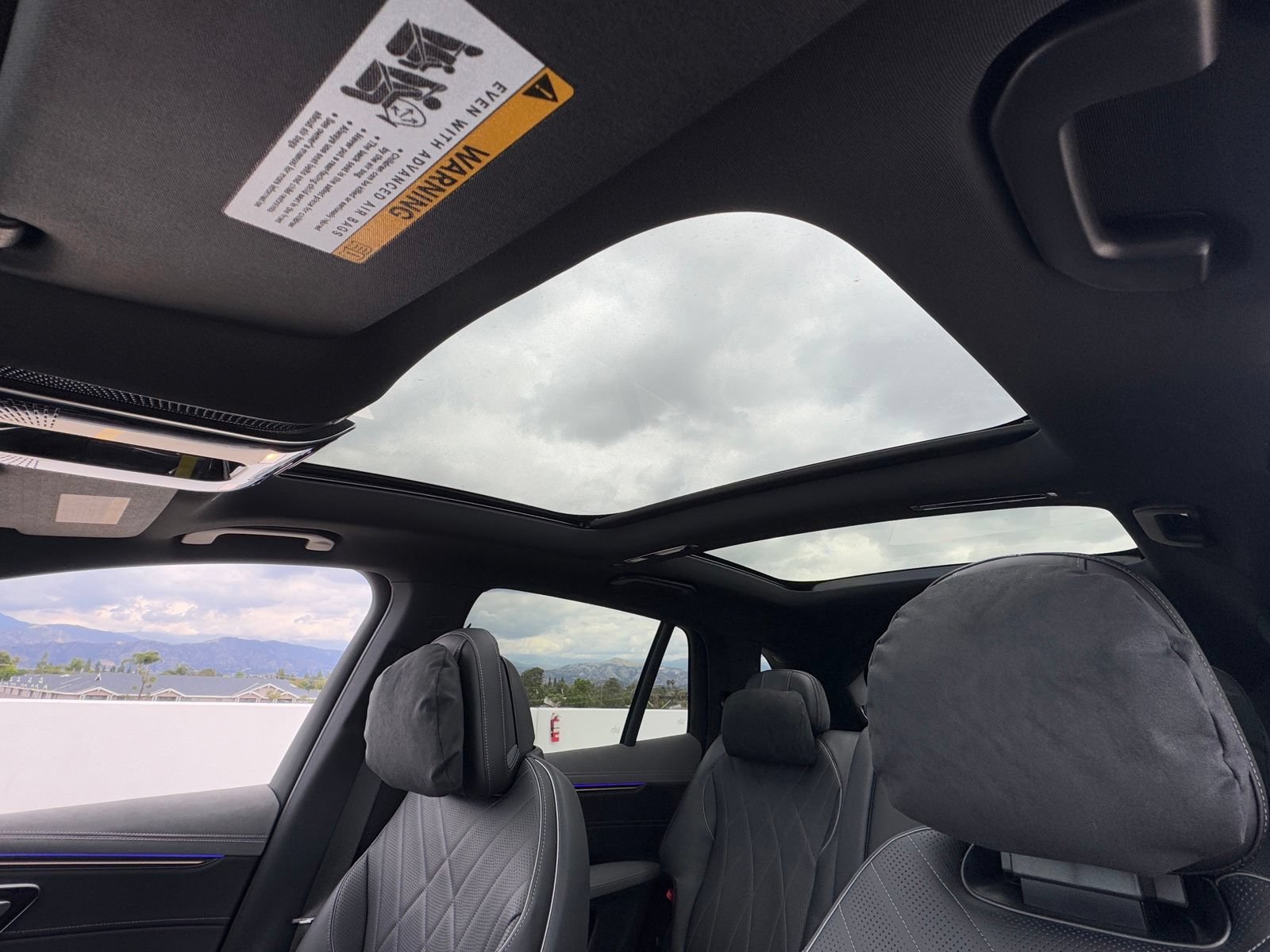 New 2026 Mercedes-Benz EQS 400 4MATIC SUV image 17