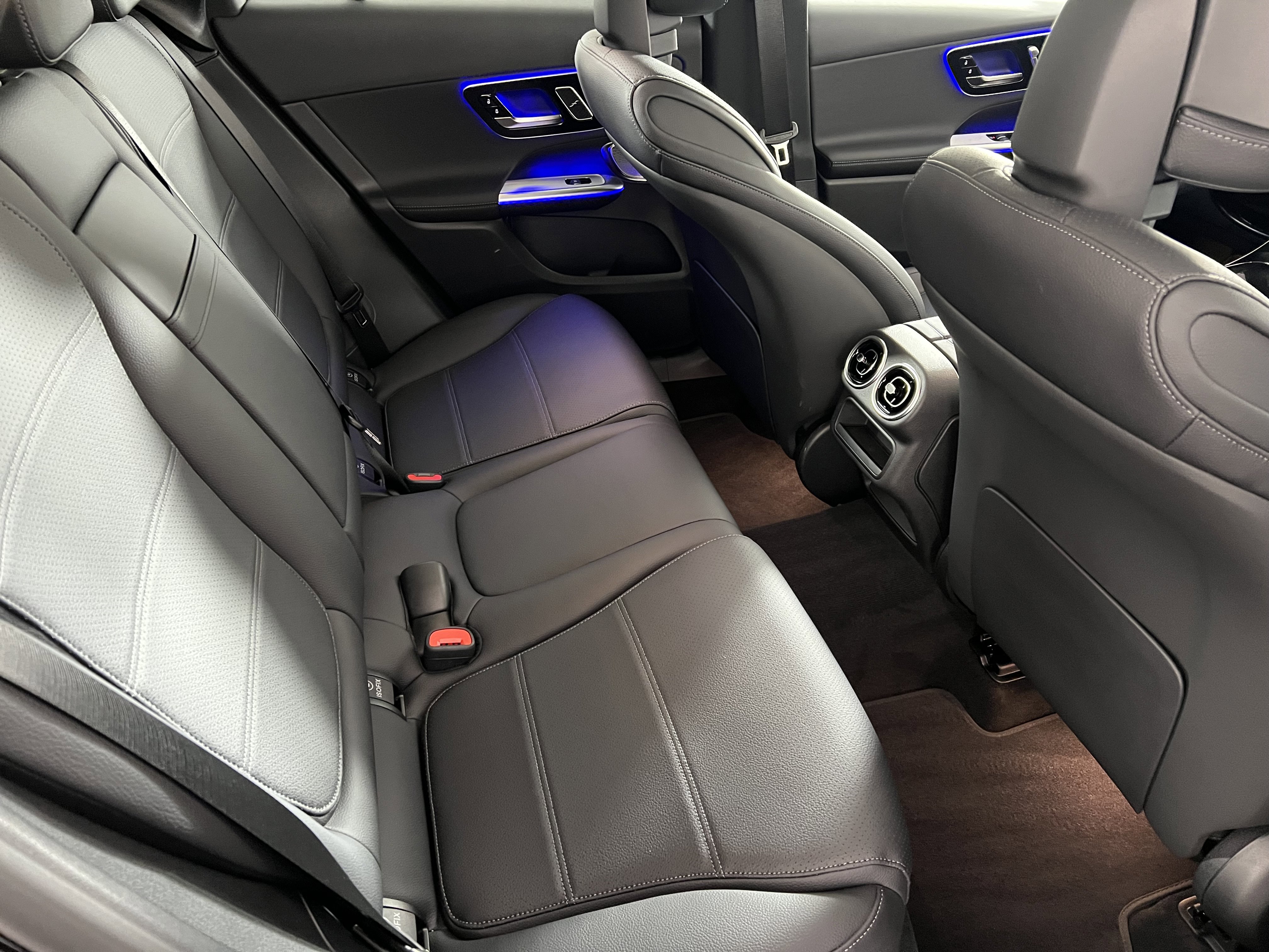 New 2025 Mercedes-Benz GLC 350e 4MATIC image 25
