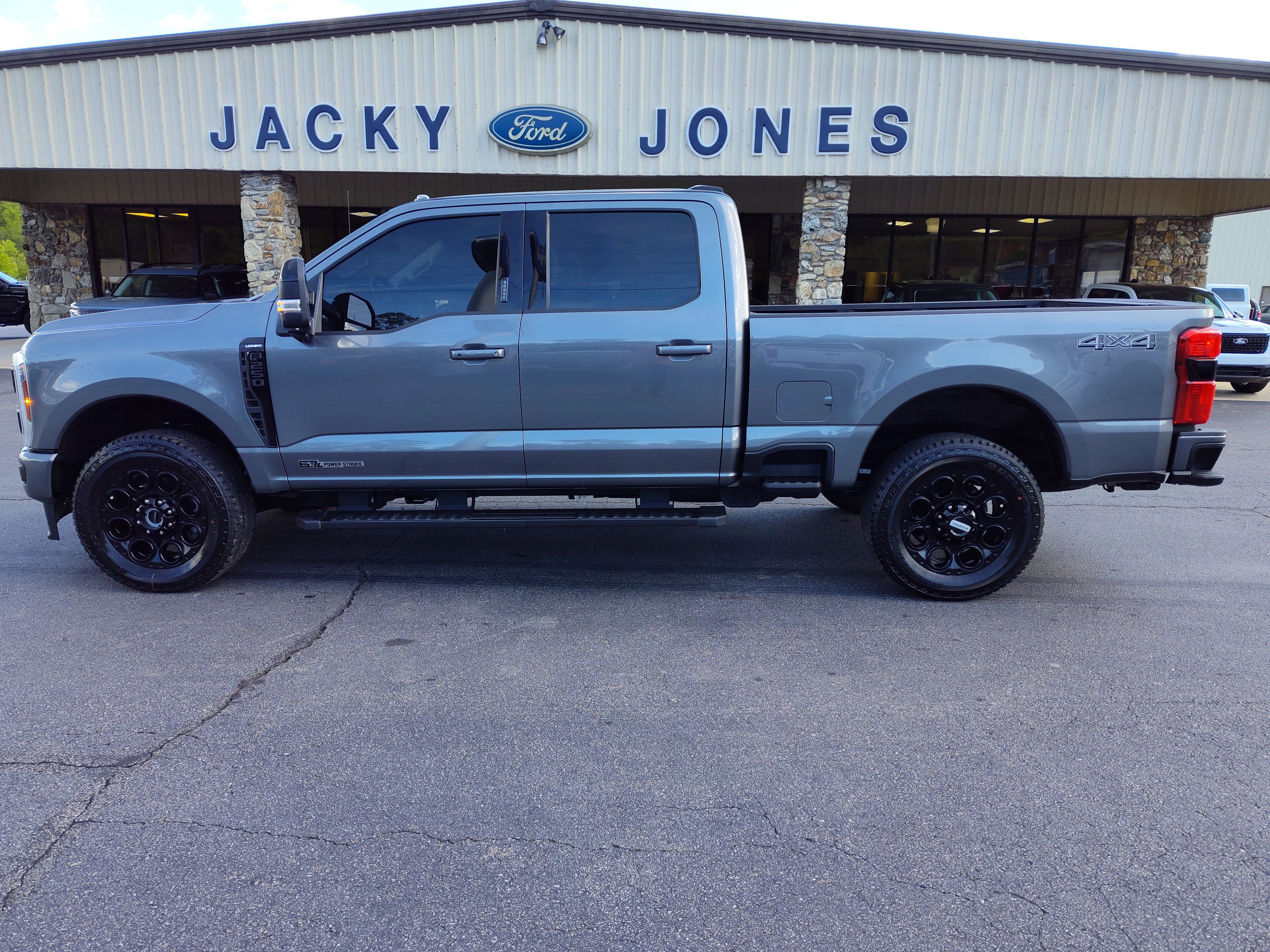 Used 2024 Ford F250 Lariat w/ Lariat Ultimate Package