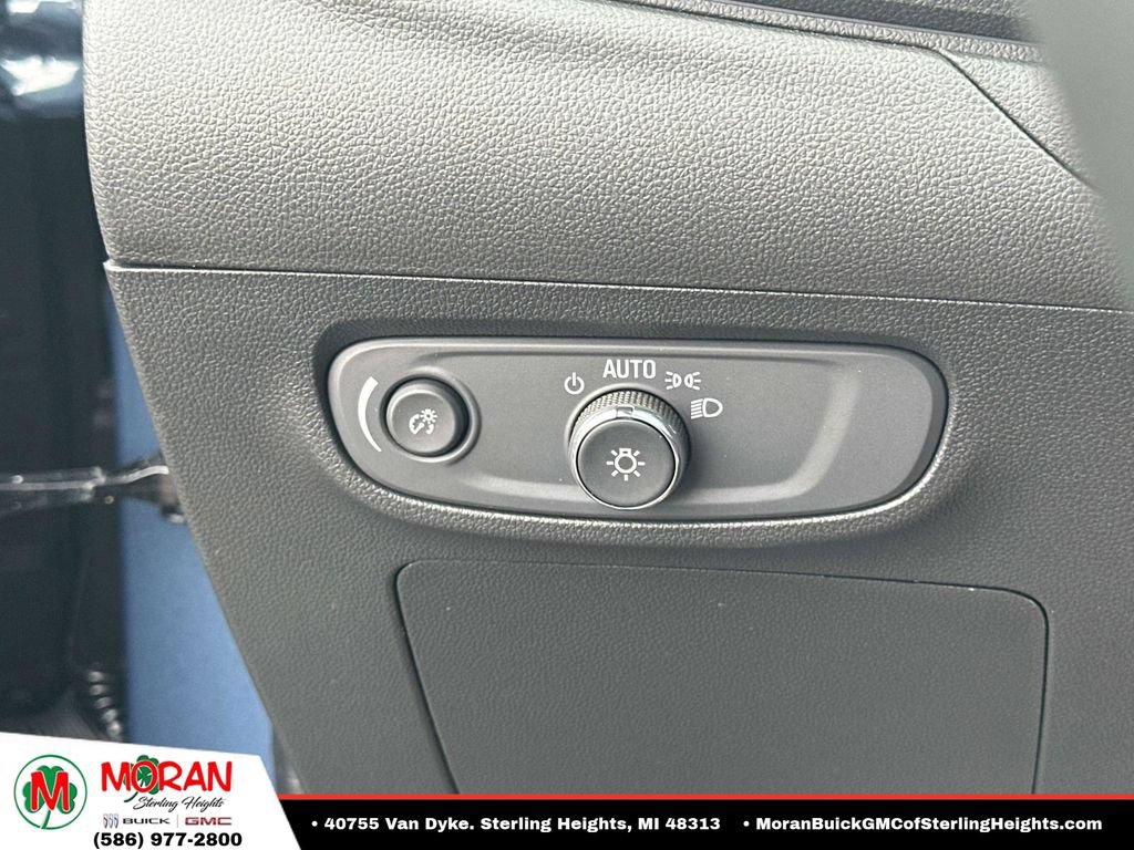 Certified 2024 Buick Encore GX Preferred AWD/4WD image 31