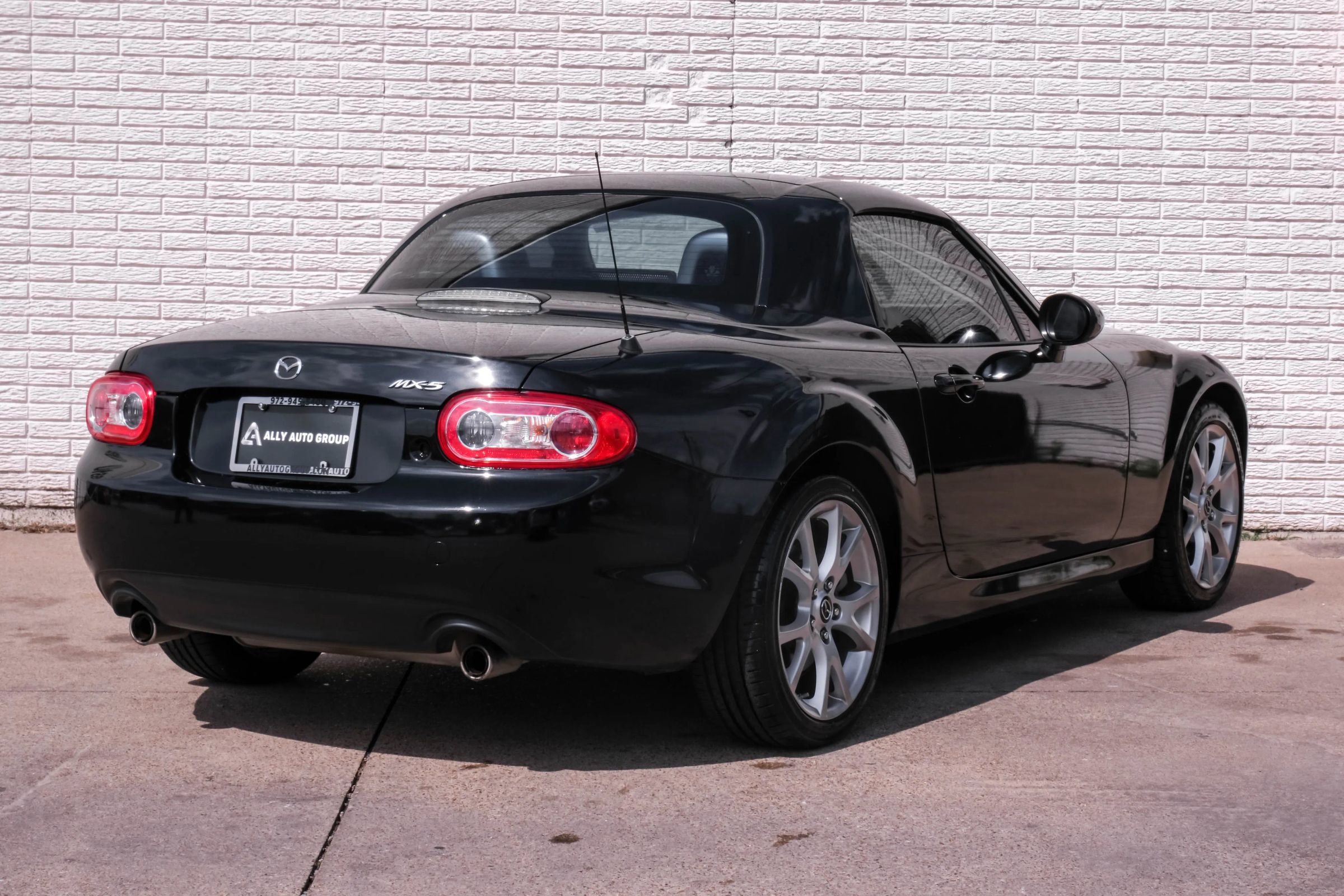 Used 2015 MAZDA MX-5 Miata Grand Touring image 7