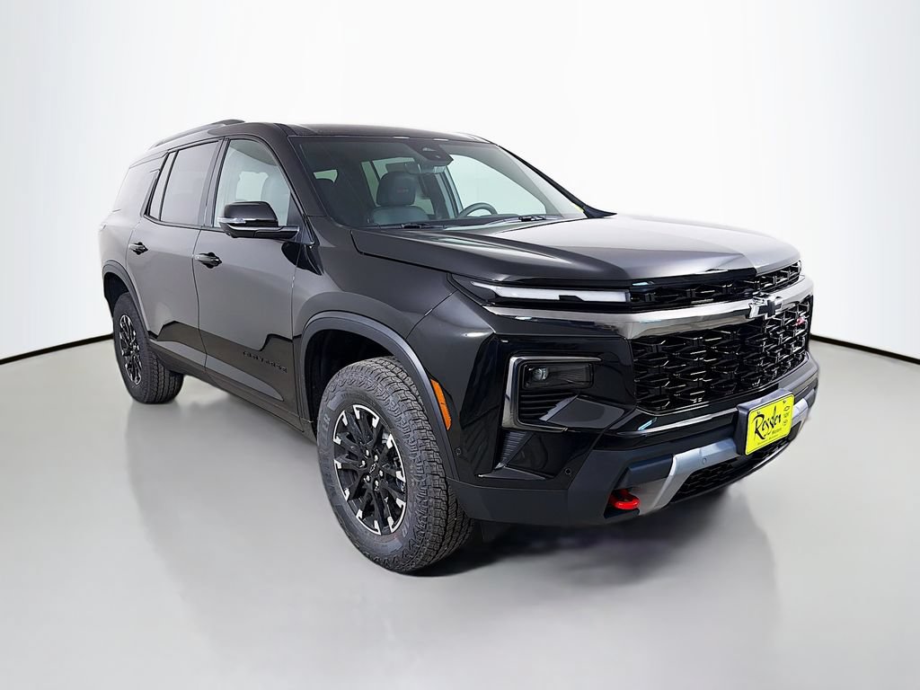 New 2026 Chevrolet Traverse Z71 w/ Enhanced Driving Package AWD/4WD image 3