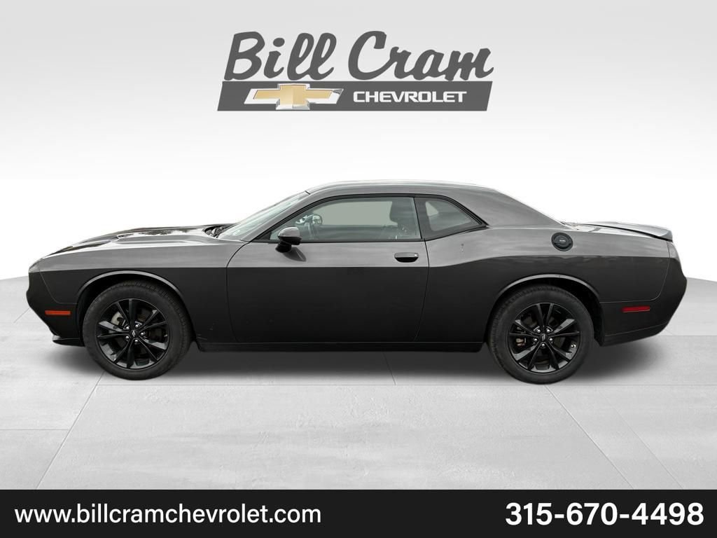 Used 2023 Dodge Challenger SXT w/ Blacktop Package image 11