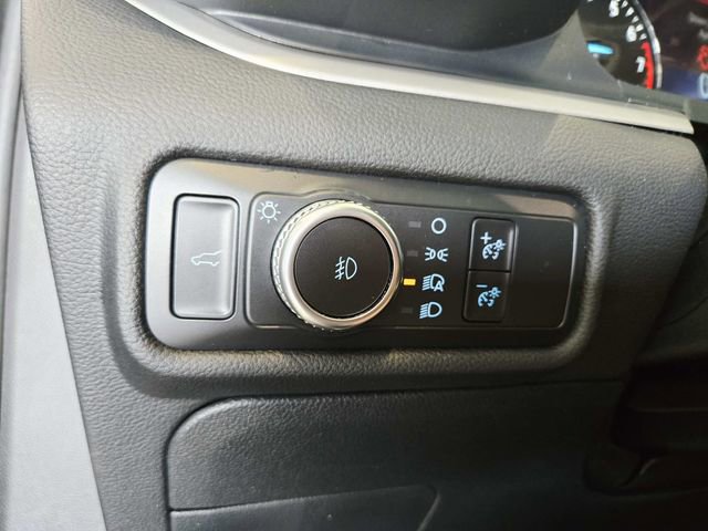 Used 2022 Ford Explorer XLT w/ Equipment Group 202A image 29