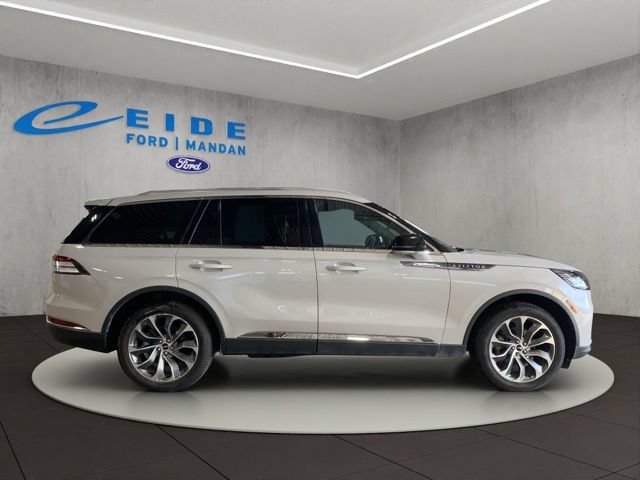Used 2025 Lincoln Aviator Reserve w/ Illumination Package AWD/4WD image 13