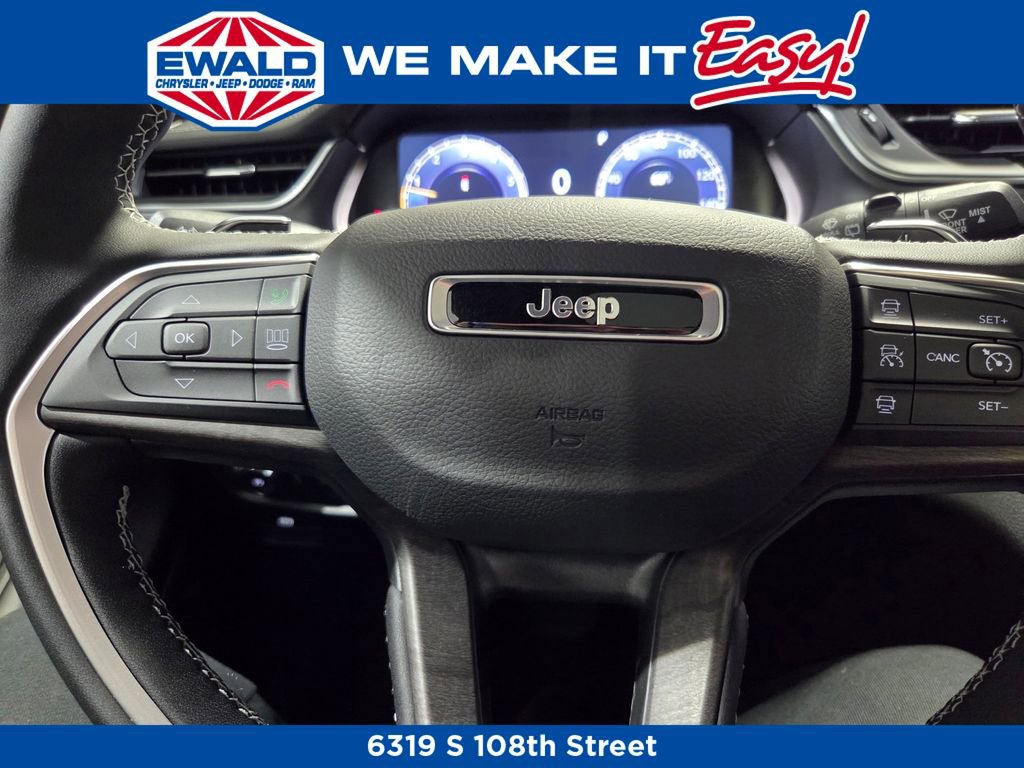 New 2025 Jeep Grand Cherokee L Limited w/ Black Appearance Package image 7