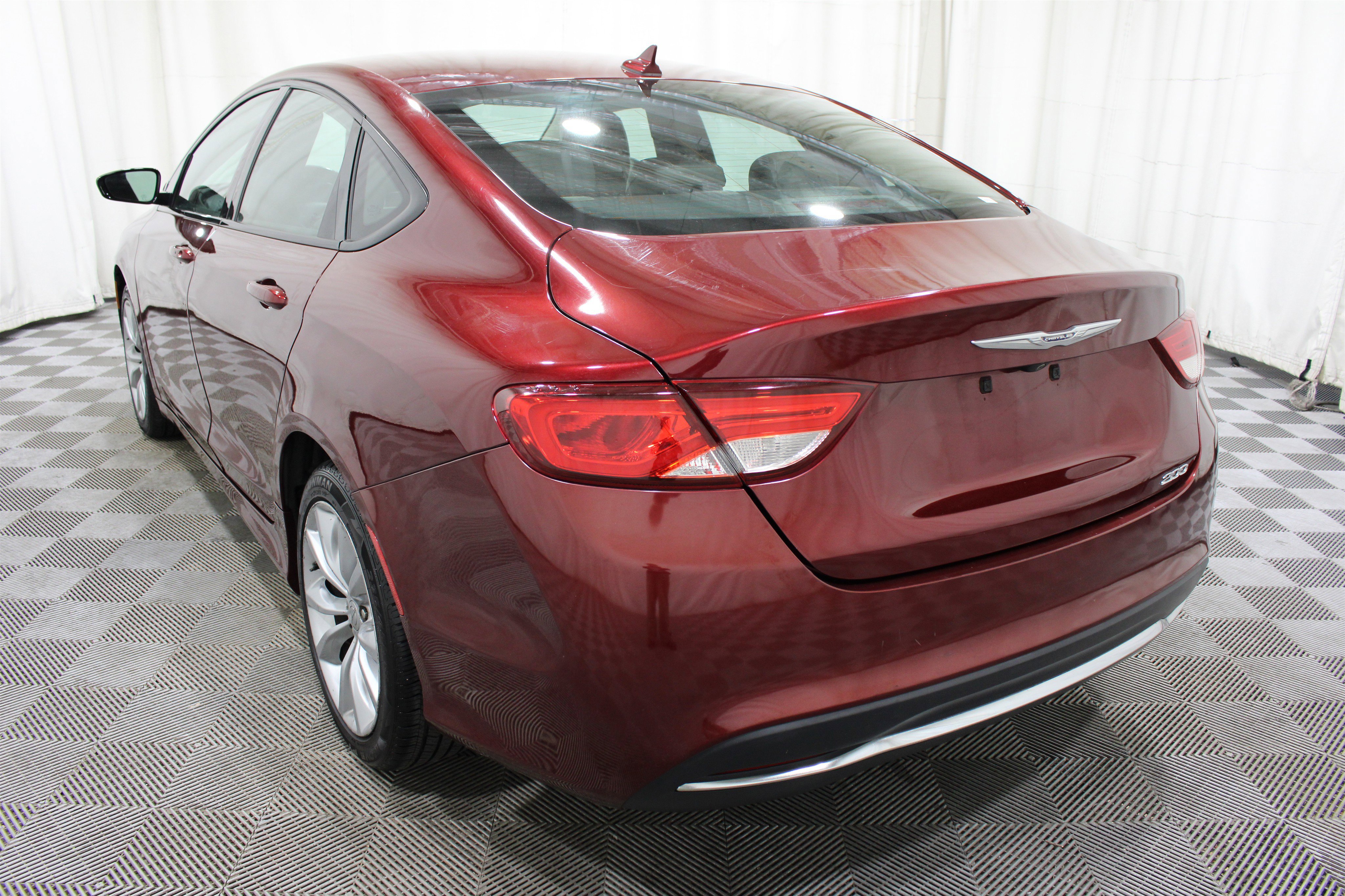 Used 2017 Chrysler 200 Limited Platinum FWD image 26