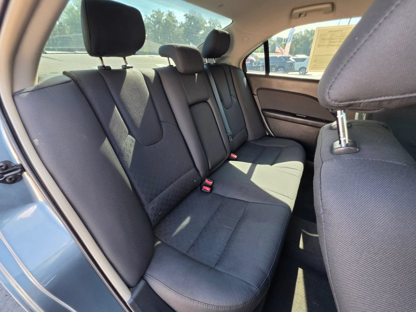 Used 2011 Ford Fusion SE FWD image 16