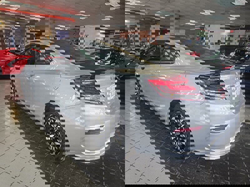 Used 2015 Honda Civic EX image 6