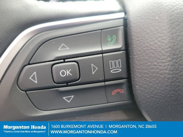 Used 2025 Jeep Grand Cherokee L Altitude RWD image 21
