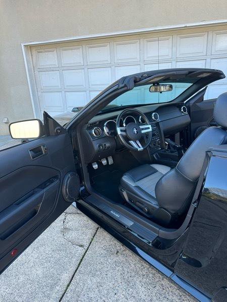 Used 2006 Ford Mustang GT RWD image 29