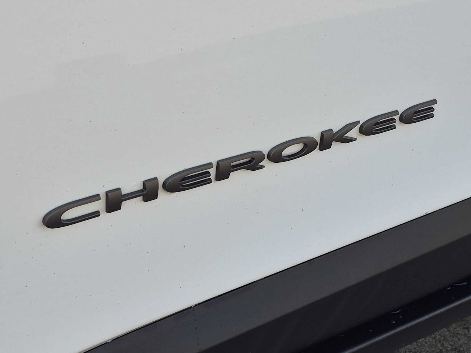 Used 2020 Jeep Cherokee Trailhawk w/ Cold Weather Group AWD/4WD image 12