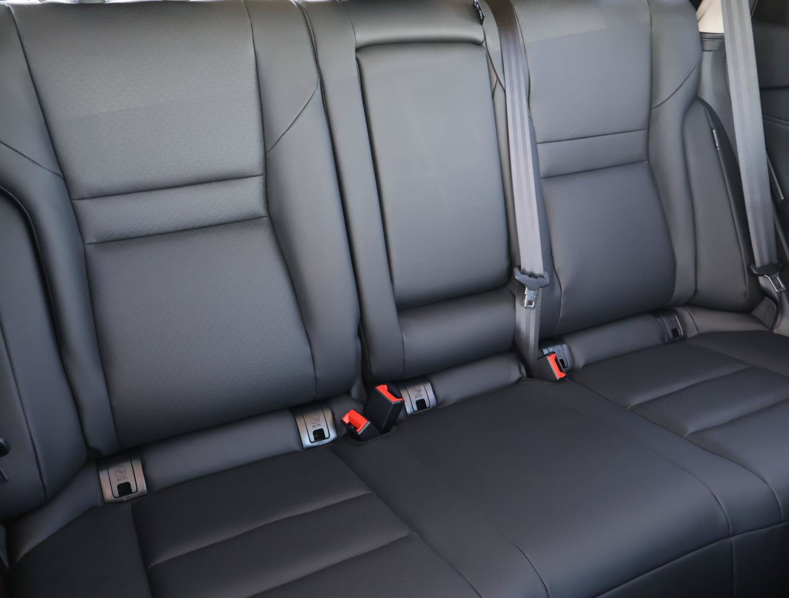 Used 2026 Nissan Rogue Dark Armor FWD image 19