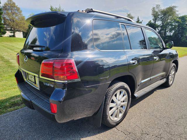 Used 2010 Lexus LX 570 4WD image 6