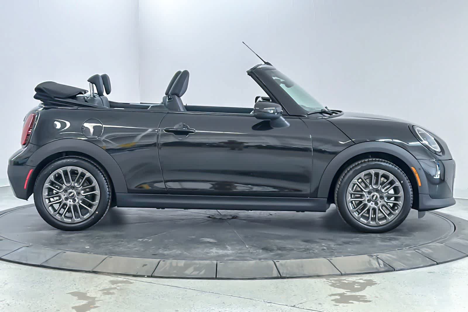 New 2026 MINI Cooper S FWD image 8