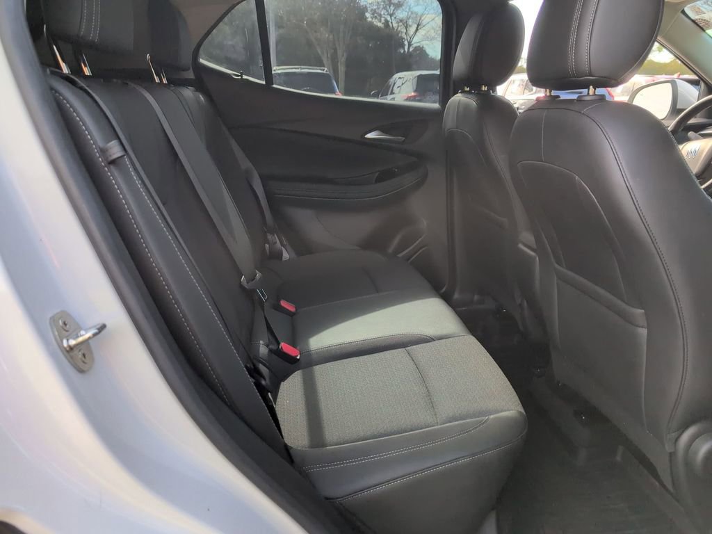 Used 2024 Buick Encore GX Preferred w/ Advanced Technology Package FWD image 30