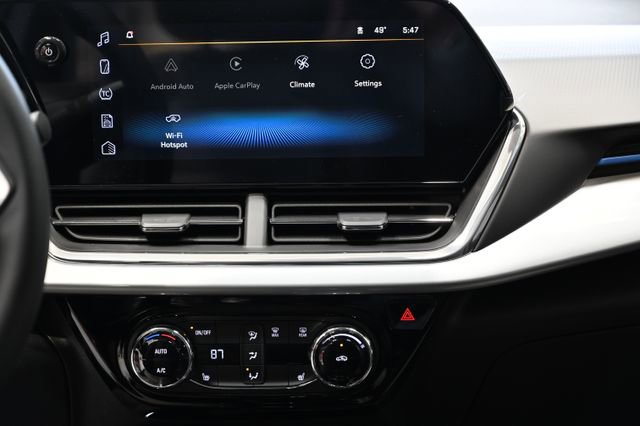 New 2026 Chevrolet Trax LT w/ Driver Confidence Package FWD image 14