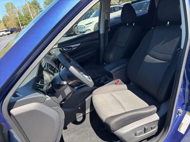 Used 2019 Nissan Rogue SV image 15