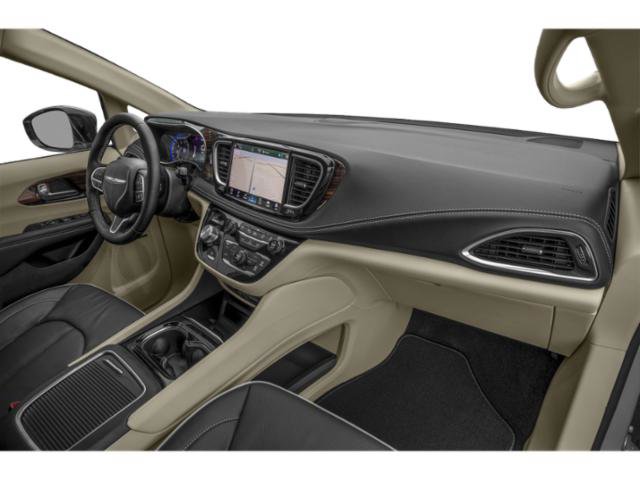 Certified 2026 Chrysler Pacifica Limited w/ S Appearance Package FWD image 14