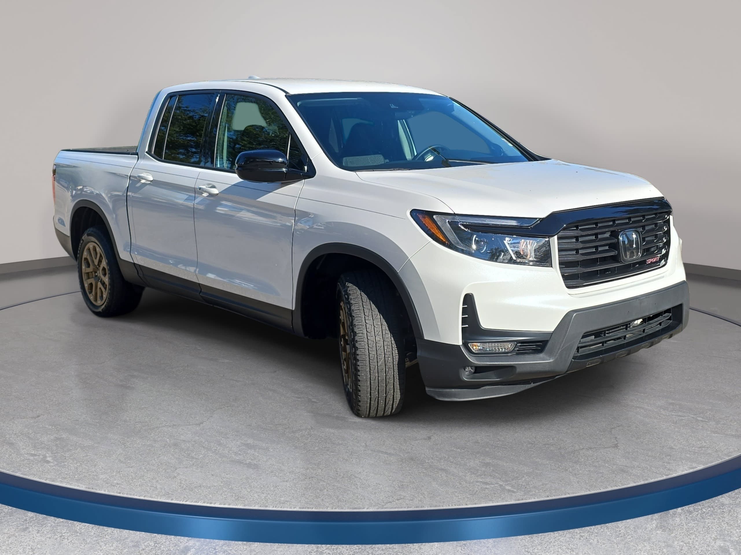 Used 2023 Honda Ridgeline Sport image 3