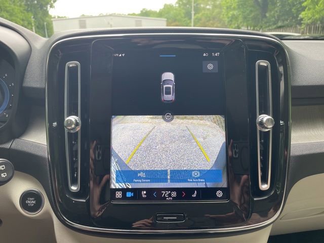 Certified 2023 Volvo XC40 B5 Plus w/ Protection Package Premier AWD/4WD image 21