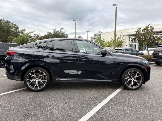 Used 2026 BMW X6 xDrive40i AWD/4WD image 2
