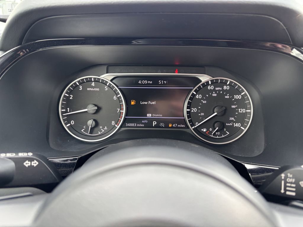 Used 2025 Nissan Pathfinder SV AWD/4WD image 18