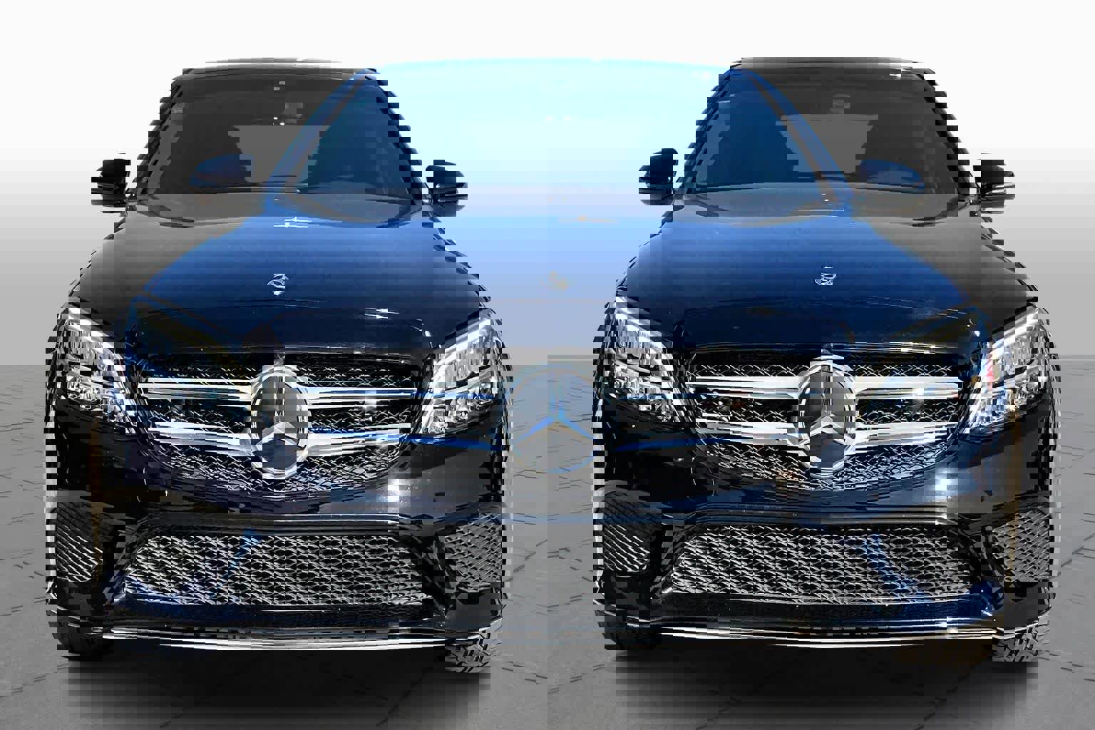 Used 2021 Mercedes-Benz C 300 Sedan w/ Premium Package image 4