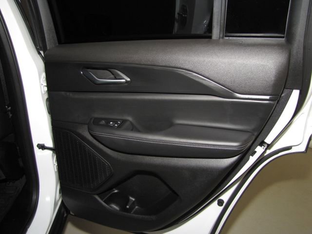 Used 2025 Jeep Grand Cherokee Altitude AWD/4WD image 20