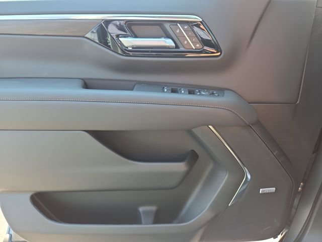 New 2025 Chevrolet Suburban Z71 w/ Z71 Off-Road Package image 23