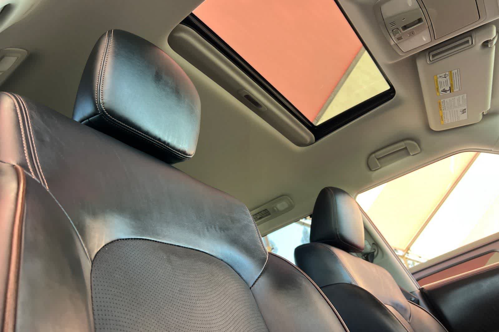 Used 2018 Nissan Armada SL w/ Moonroof Package AWD/4WD image 19