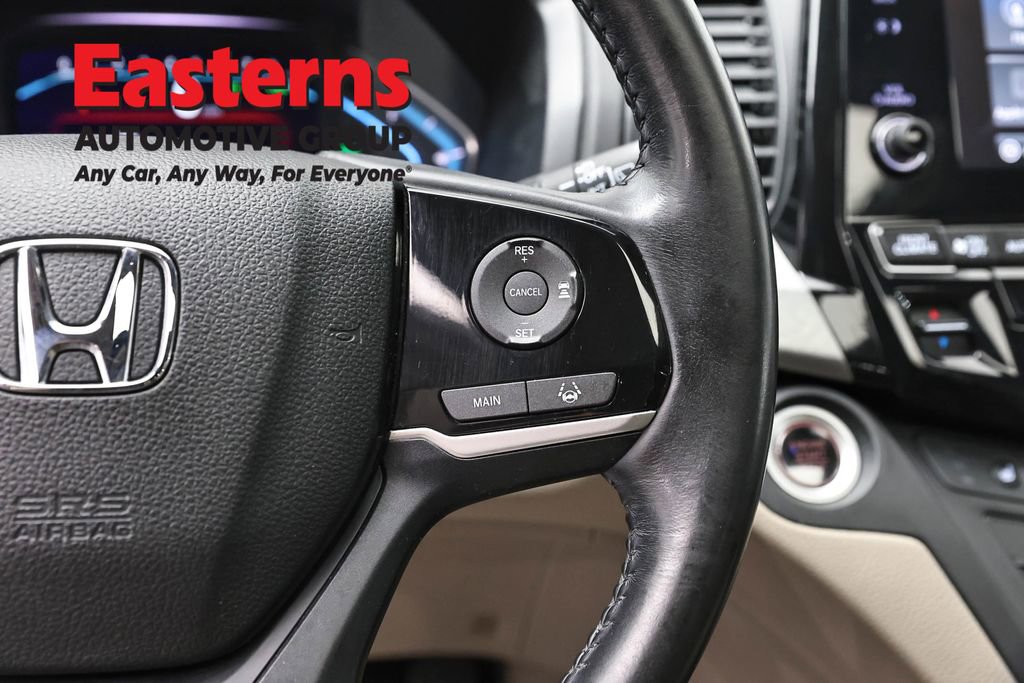 Used 2018 Honda Odyssey Touring image 16