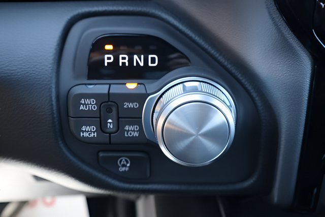 New 2026 RAM 1500 Laramie AWD/4WD image 21