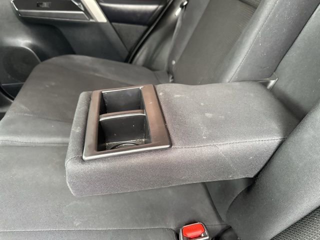 Used 2018 Toyota RAV4 XLE w/ Plus Extra Value Package AWD/4WD image 24