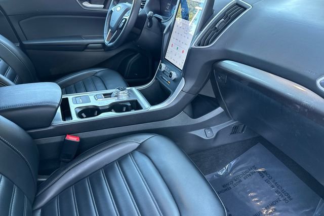 Used 2024 Ford Edge SEL image 19