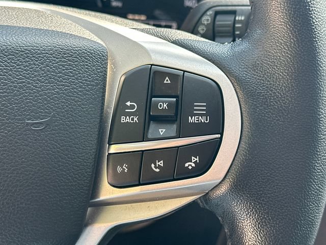 Certified 2022 Ford Explorer XLT w/ Equipment Group 202A AWD/4WD image 36