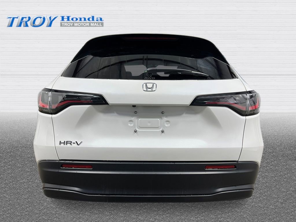 New 2026 Honda HR-V LX image 4