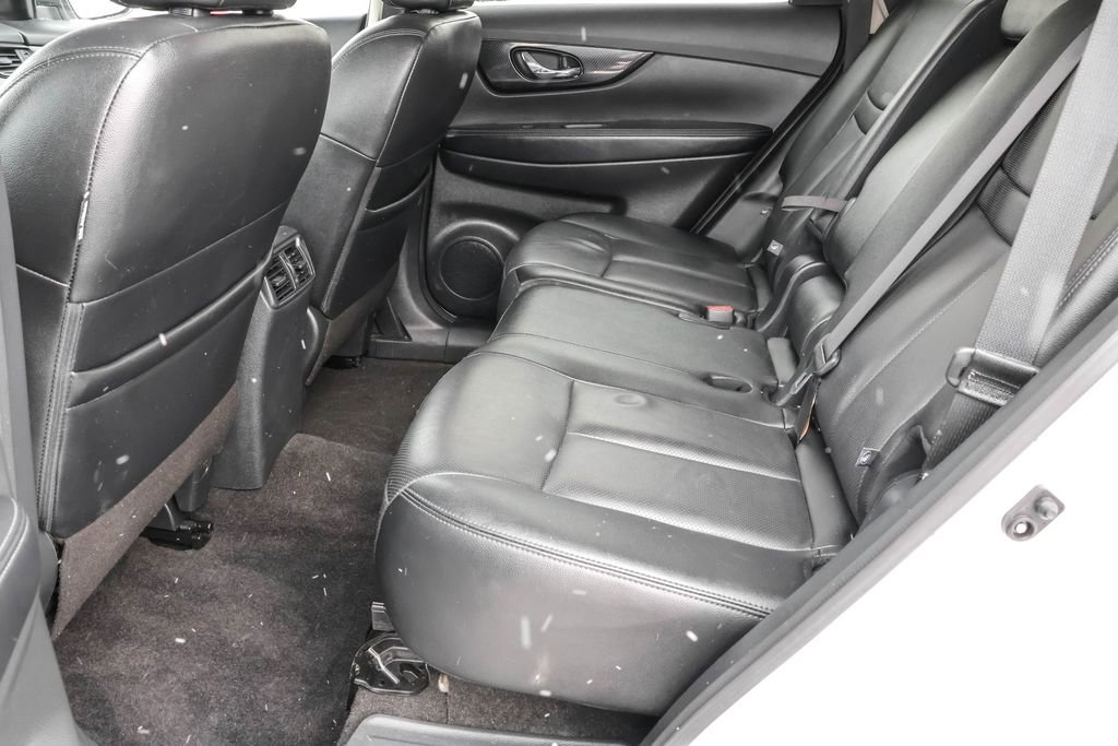 Used 2020 Nissan Rogue SL w/ Premium Package image 31