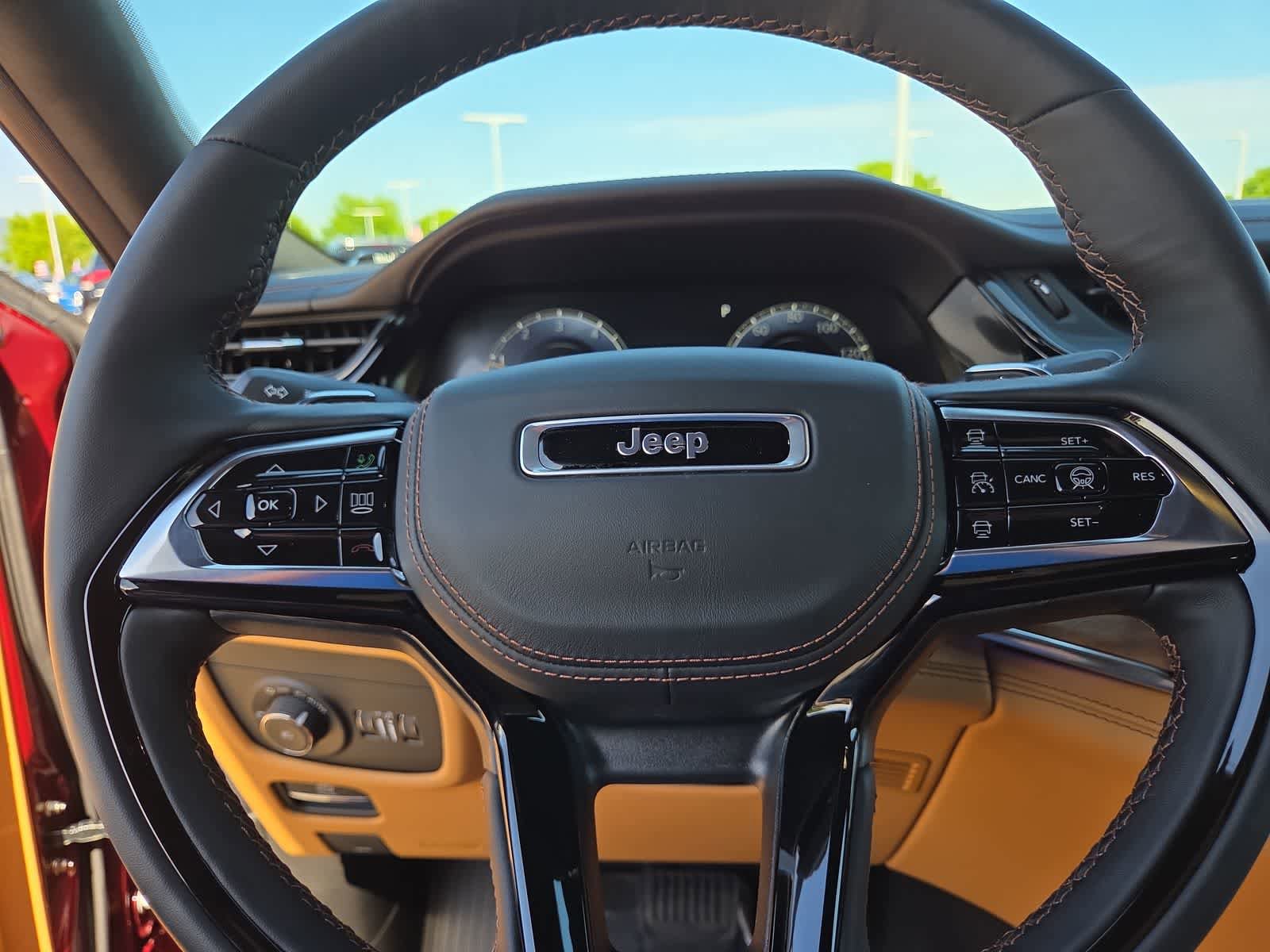 New 2026 Jeep Grand Cherokee Summit AWD/4WD image 23