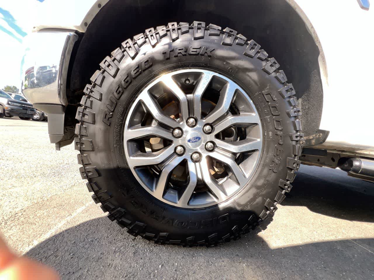 Used 2021 Ford F150 Lariat w/ FX4 Off-Road Package AWD/4WD image 10