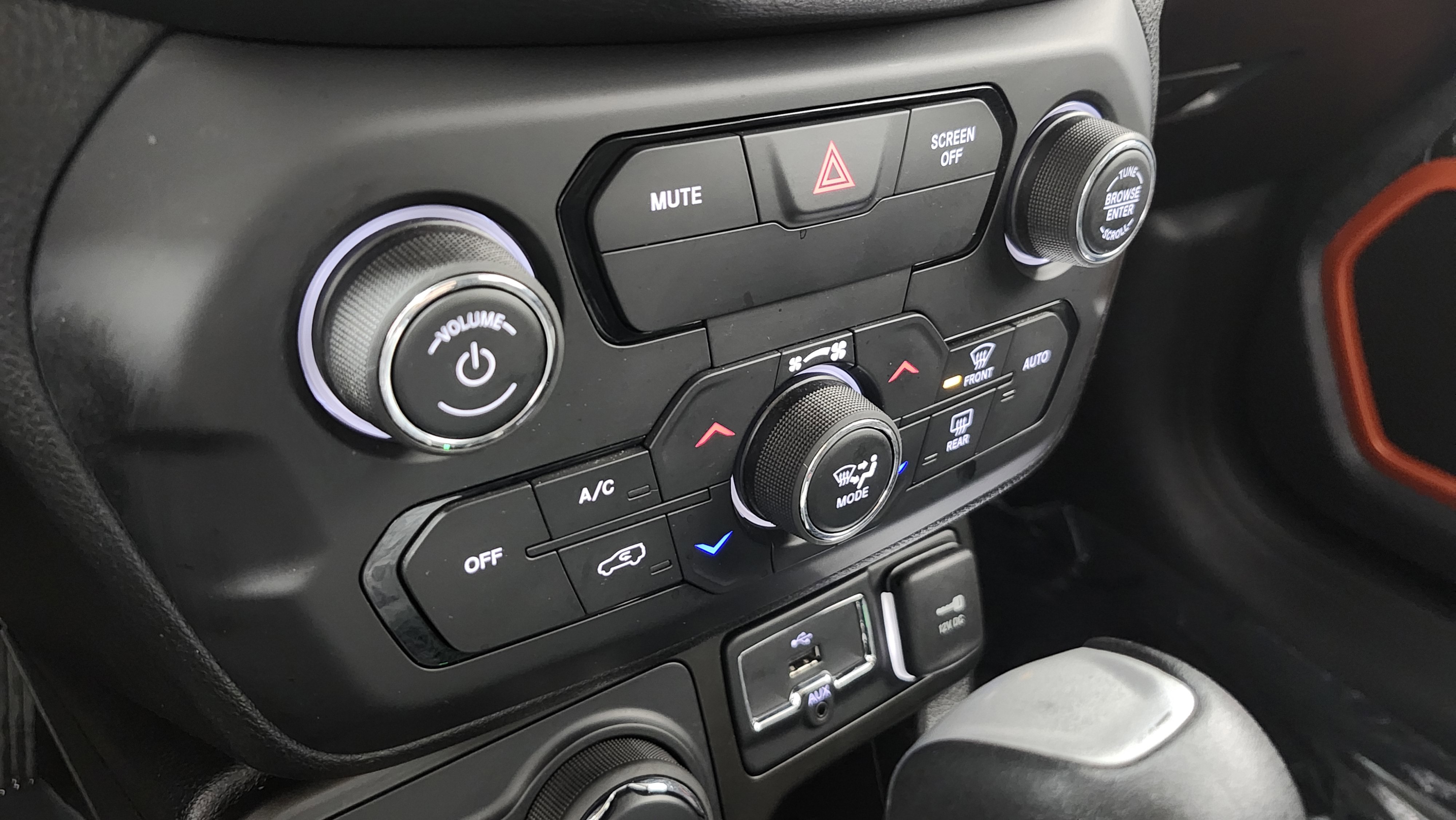 Used 2020 Jeep Renegade Latitude image 28