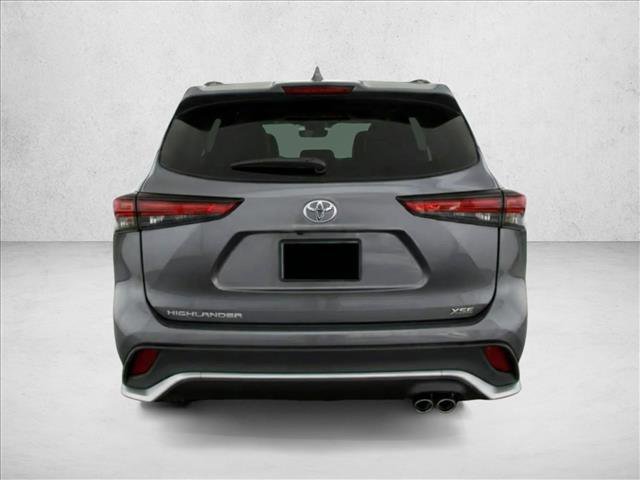 Certified 2024 Toyota Highlander XSE image 3