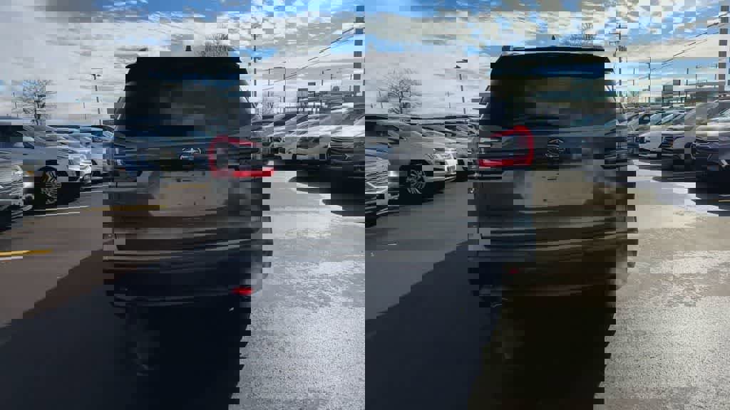 Used 2023 Subaru Ascent Onyx Edition image 7