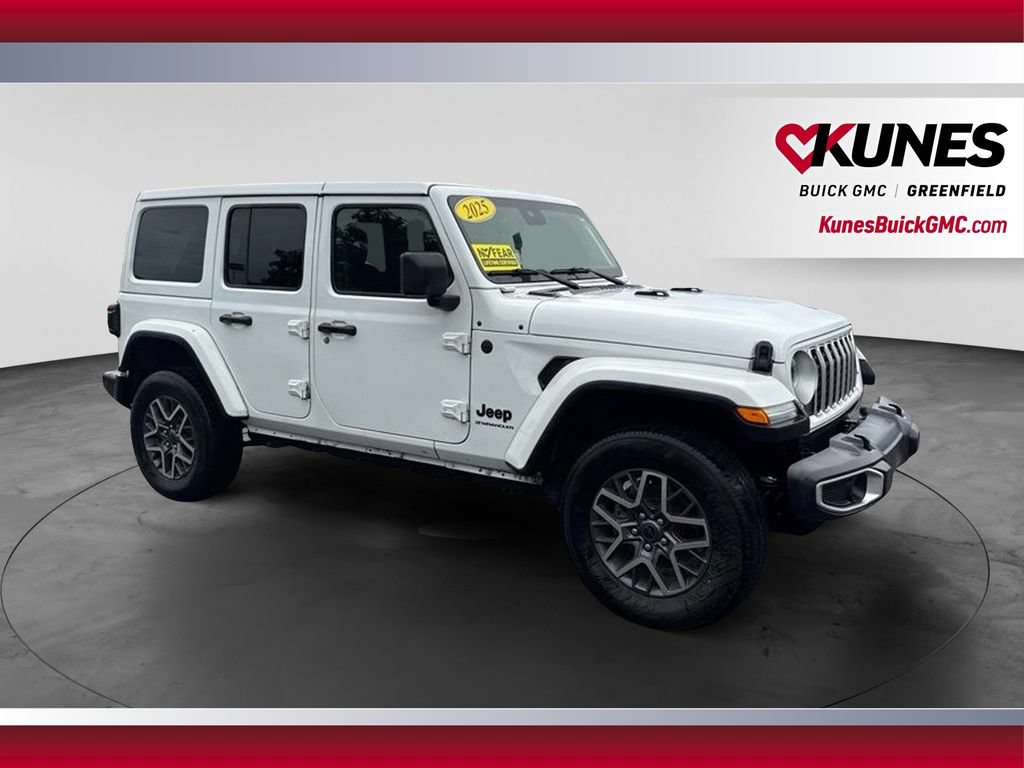 Used 2025 Jeep Wrangler Unlimited Sahara AWD/4WD image 4