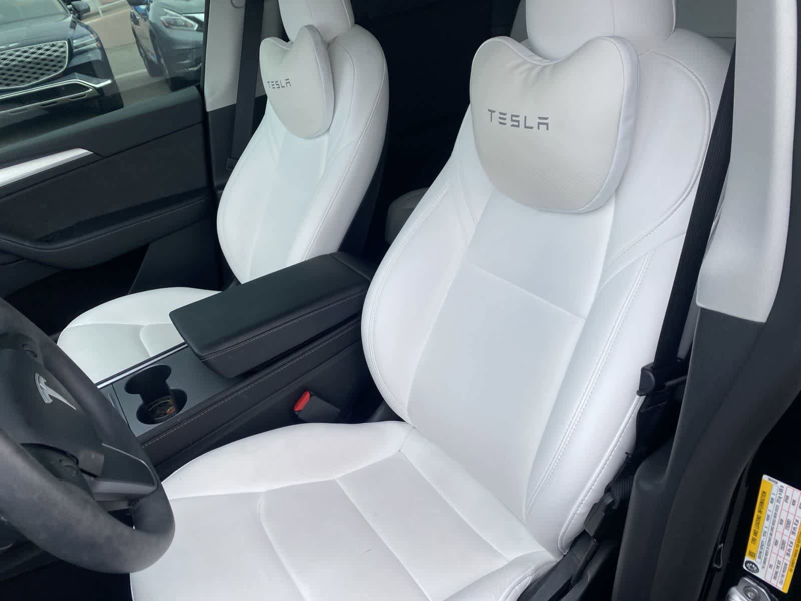 Used 2022 Tesla Model Y Performance image 11