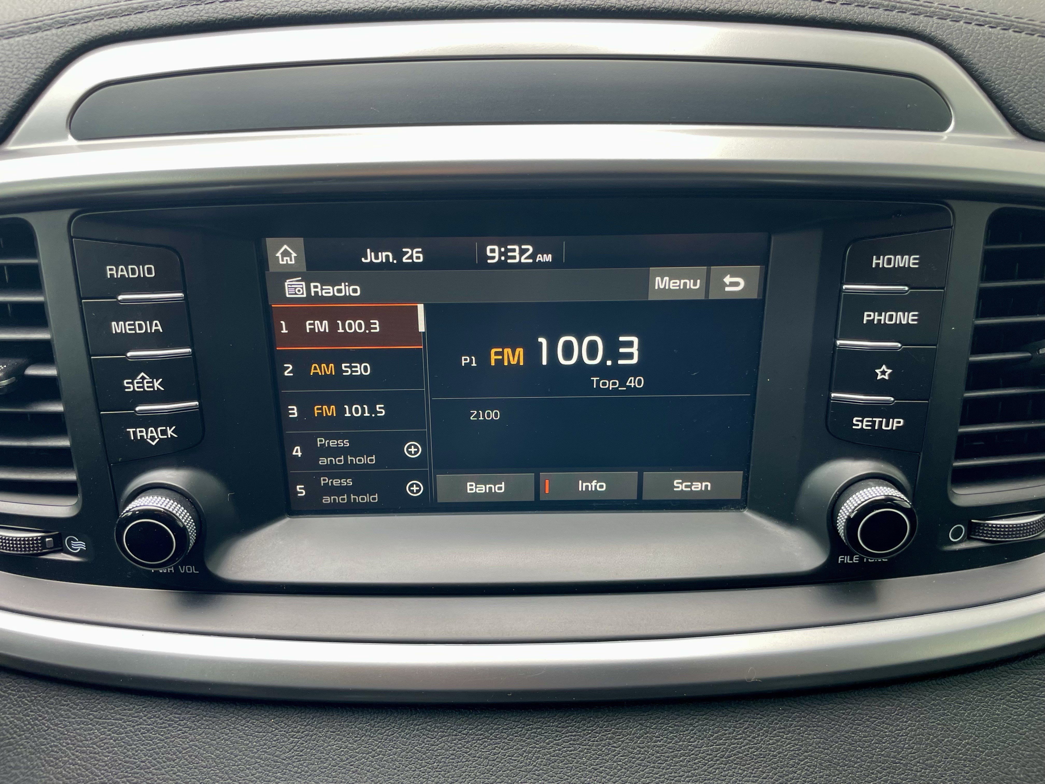 Used 2019 Kia Sorento AWD V6 image 27