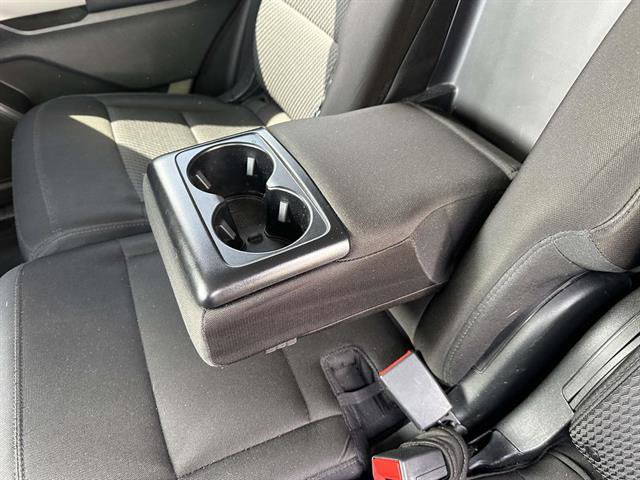 Used 2023 Ford Explorer XLT AWD/4WD image 31